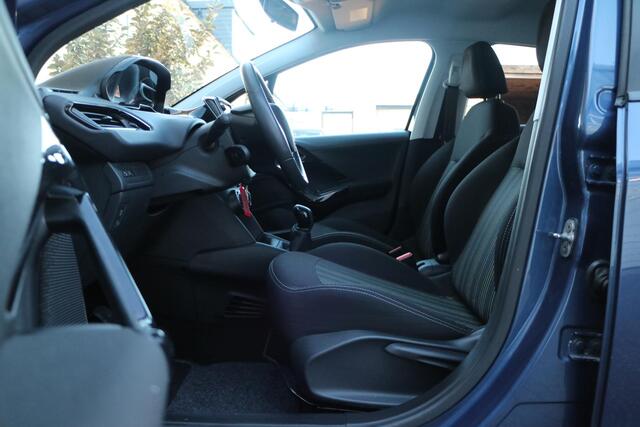 Peugeot 208 1.2 PureTech Urban Soul | Navi | Goed onderhouden! |