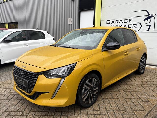Peugeot 208 1.2 PureTech Allure Automaat, Camera, Groot-Navigatie, Digital Dash