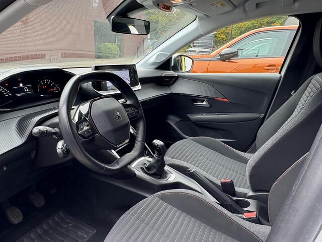 Peugeot 208 1.2 PureTech Style LED, Parkeersensoren, LM Velgen, Cruise Control