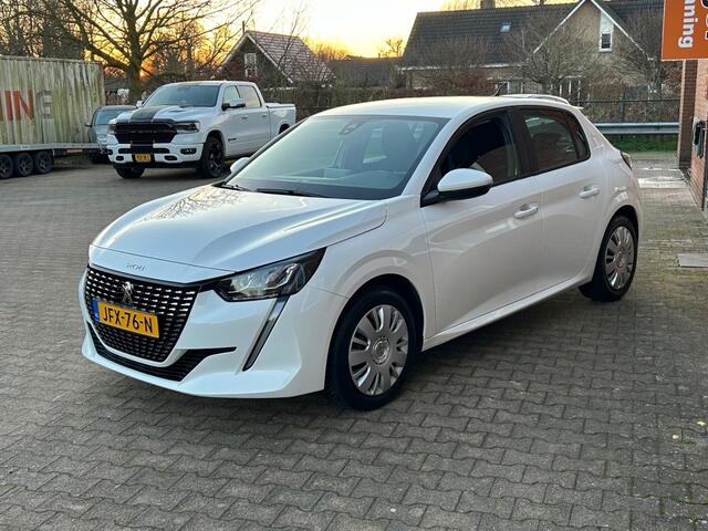 Peugeot 208 1.2 75pk 5 drs active pack ECC,NAVIGATIE,CRUISE,PDC