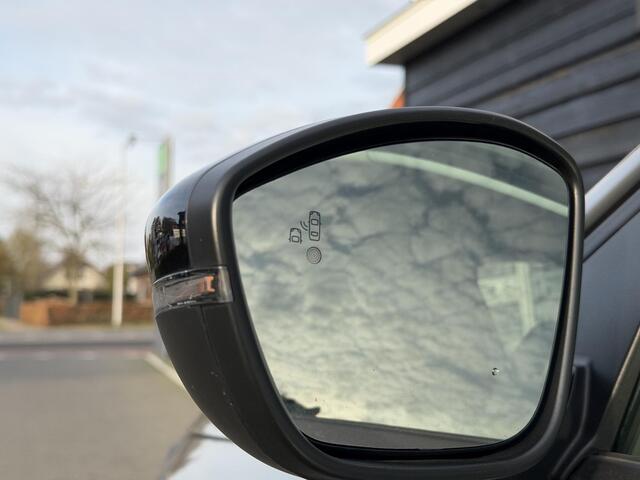 Peugeot 208 Allure 1.2 Hybrid 110PK e-DCS6 Automaat Navigatie, Rondomzichtcamera, Dodehoek Detectie, Apple Carplay, Android Auto