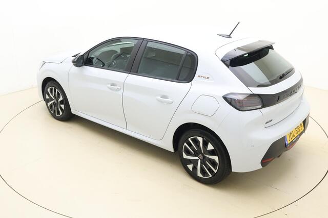 Peugeot 208 1.2 PureTech 100 Style Parkeerhulp | Apple Carplay/ Android Auto | DEMO