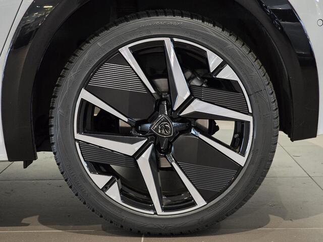 Peugeot 208 GT 1.2 Hybrid 145pk e-DCS6 | TWO-TONE! | ADAPTIVE CRUISE | 360° CAMERA | KEYLESS ENTRY | DODEHOEKBEW. | CLIMA | WINTER + ZOMERBANDEN SET | APPLE CARPLAY / ANDROID AUTO |