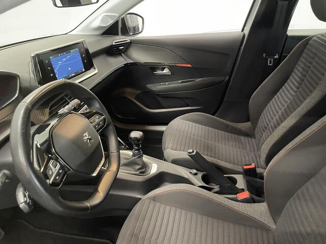 Peugeot 208 1.2 PureTech 100pk Active Pack | Navigatie | Apple Carplay/Android Auto | Parkeersensoren achter | Cruise Control | Airco | Lichtmetalen velgen