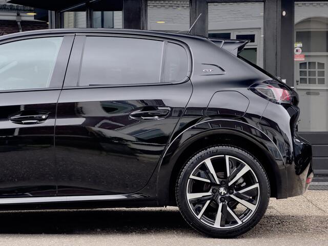 Peugeot 208 1.2 AUT8 GT-PACK 131PK PANODAK LEDER NAVI CAMERA DIGI-DASH LED LMV PDC