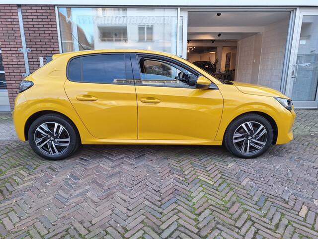 Peugeot 208 1.2 PureTech Allure Pack 101pk /Camera/Navi/Clima/1e Eig/Apple/Android/Garantie