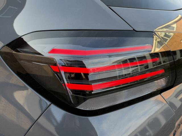 Peugeot 208 1.2 Hybrid Automaat e-DCS6 Allure | PDC | Camera | Blind Spot | Selenium Grey |