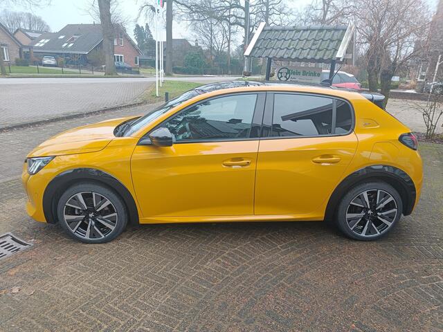 Peugeot 208 1.2 PureTech GT 100PK //Camera