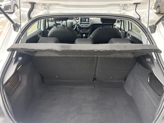 Peugeot 208 1.2 PureTech Blue Lion NAVI,CARPLAY,CRUISE