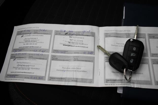 Peugeot 208 1.2 PureTech Active Pack - Carplay, Navi, Cruise