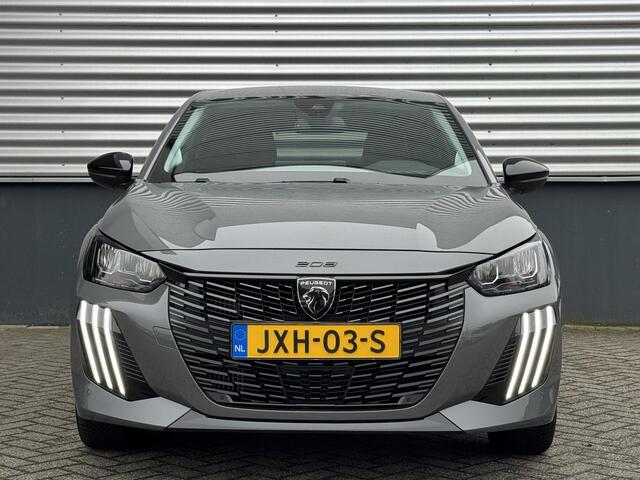 Peugeot 208 Allure 1.2 Hybrid 110pk e-DCS6 | 3D i-COCKPIT® | 180° CAMERA | APPLE CARPLAY / ANDROID AUTO | CLIMA | LM VELGEN |