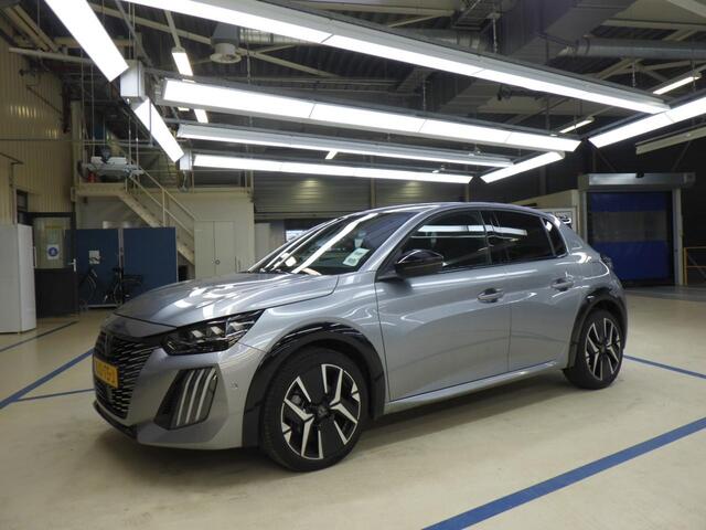 Peugeot 208 1.2 GT Hybrid Mild Automaat / Camera V&A / Navi / Cruise Adaptive / Clima / Parkeersensoren