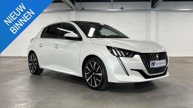 Peugeot 208 1.2 PureTech Allure | Pano dak | Trekhaak | 1e eigenaar