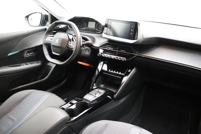 Peugeot 208 1.2T PureTech 100pk automaat Allure | Apple Carplay/Android Auto | Camera | Cruise Control | Airco | Navigatie | Licht metalen velgen | Voorraad | 1e eigenaar | Dealer onderhouden