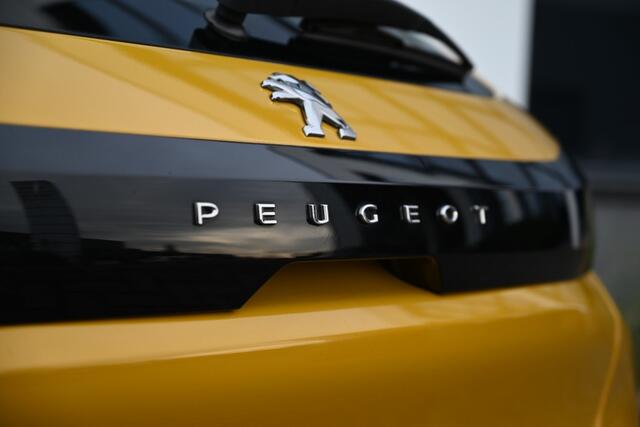 Peugeot 208 Peugeot 208 Active 1.2 CarPlay Cruise 5-drs