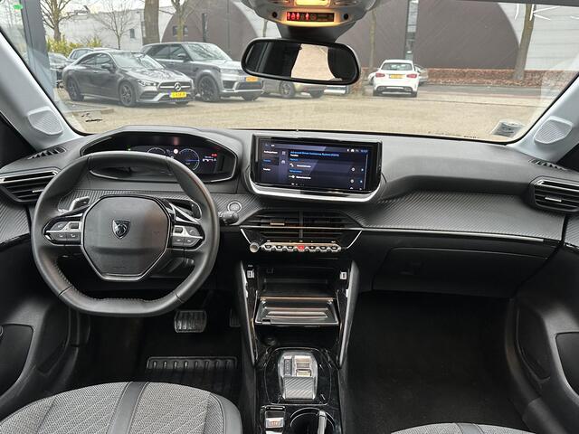 Peugeot 208 Hybrid e-DCS6 Allure RIJKLAARPRIJS | FABRIEKSGARANTIE t/m 03-2027 | TOPSTAAT! | KEYLESS ENTRY | APPLE CARPLAY-ANDROID AUTO| PARKEERSENSOREN VOOR EN ACHTER |