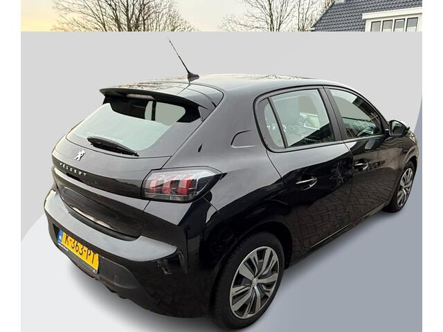 Peugeot 208 1.2 PureTech Active 75pk Navigatie | DAB+ | Parkeersensoren achter | Metaal lak | 5 deurs