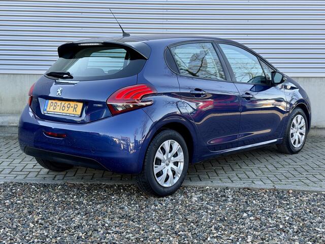 Peugeot 208 1.2 PureTech Blue Lion 5 deurs [ Fm navi,apple carplay,airco,cruise,pdc ]