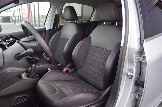 Peugeot 208 1.2 PureTech GT-line / Navi / PDC/ Camera / App-connect