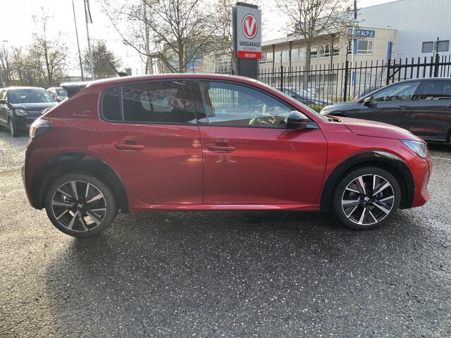 Peugeot 208 1.2 PureTech GT // FULL LED // HALF LEDER // DODEHOEK // 3D COCKPIT // CAMERA+SENSOREN // NAVI+CARPLAY //