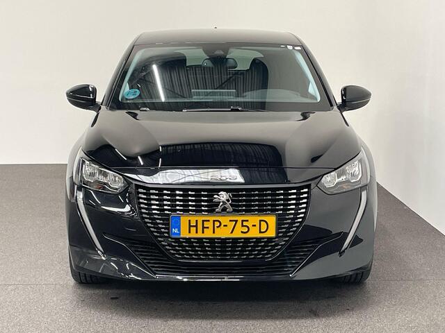 Peugeot 208 1.2 PureTech 100pk Automaat Allure Pack Peugeot 208 1.2 PureTech 100pk Aut. Allure Pack Navigatie Apple Carplay/Android Auto Camera Parkeersensor achter Cruise Control Virtual Cockpit Climate Control Getinte ramen