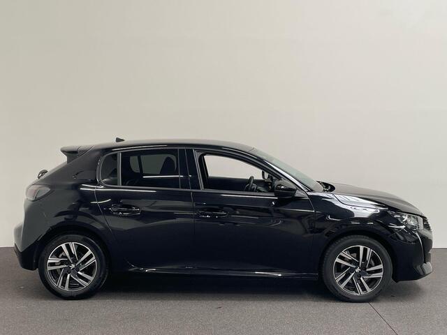 Peugeot 208 1.2 PureTech 100pk Automaat Allure Pack Peugeot 208 1.2 PureTech 100pk Aut. Allure Pack Navigatie Apple Carplay/Android Auto Camera Parkeersensor achter Cruise Control Virtual Cockpit Climate Control Getinte ramen
