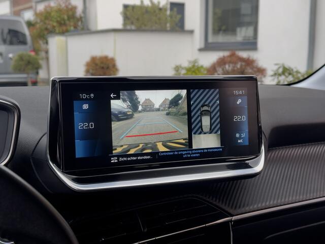 Peugeot 208 1.2 AUT8 BLUE ALLURE 24D.KM! LEDER NAVI CAMERA DIGI-DASH LED LMV PDC