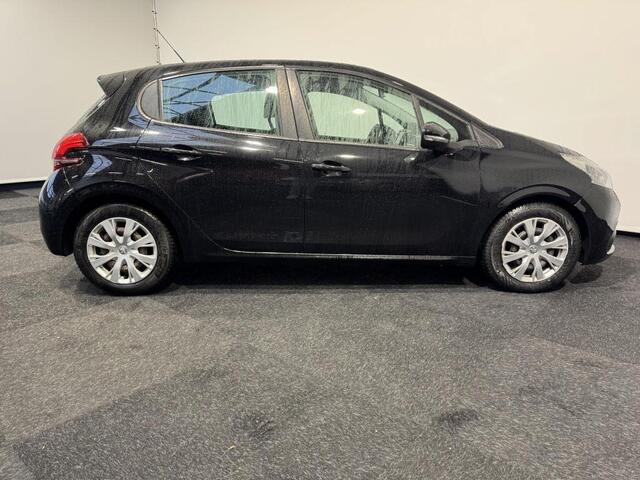 Peugeot 208 1.2 PureTech Blue Lease Active