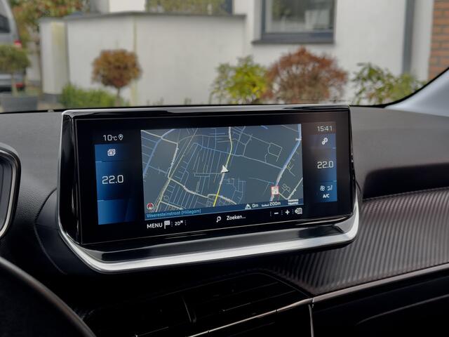 Peugeot 208 1.2 AUT8 BLUE ALLURE 24D.KM! LEDER NAVI CAMERA DIGI-DASH LED LMV PDC