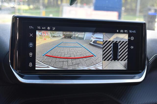 Peugeot 208 1.2 Hybrid 100 e-DCS6 GT Panoramadak | Half-Leder | Sfeerverlichting | BSM | Navigatie | 12 mnd BOVAG garantie | Whatsapp 06-53188999