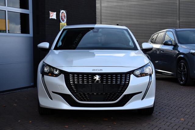 Peugeot 208 1.2 PureTech 100PK Allure Pack | Carplay | Camera | Adapt. Cruise | 3D Dash | Stoelverw. | Incl. garantie