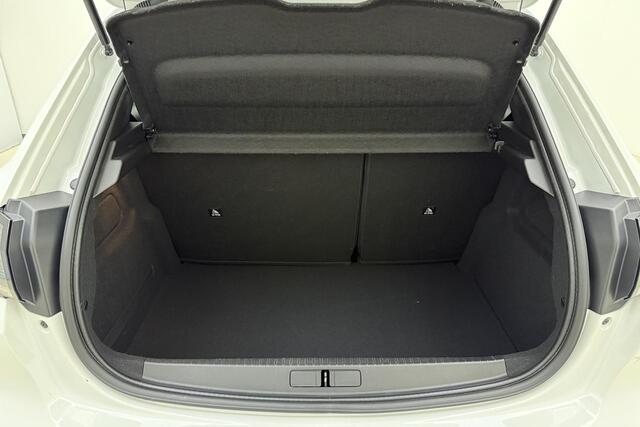 Peugeot 208 1.2 PureTech Allure Pack | Apple carplay/Android auto | Navigatie | Airco | Achteruitrijcamera | Cruise control | Lichtmetalen velgen 17'' |