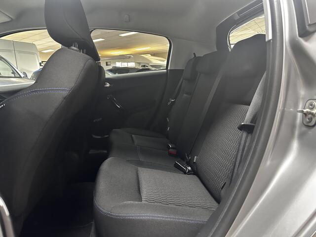 Peugeot 208 1.2 PureTech Signature/ LED Dagrijverl./ Apple+Android/ DAB+/ Airco/ Navi/ Cruise/ Bluetooth/ Multi.LEDER.Stuur/ Elek.Pakket/ Isofix/ PDC Achter.
