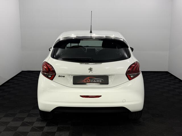 Peugeot 208 1.2 PureTech Active Airco, Navi, Cruise control, Sportief velgen, Mistlamp, Radio