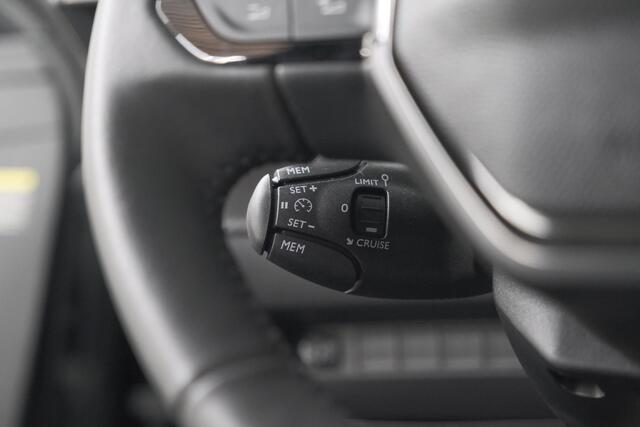 Peugeot 208 PureTech 100 Allure | Apple Carplay | Parkeersensoren | Climate Control