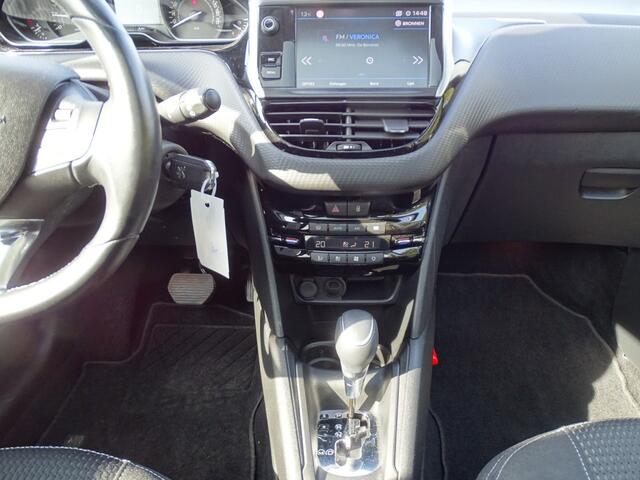 Peugeot 208 1.2 PT ALLURE -VOL Automaat-110 Pk-Carplay-Navi-Pano-Clima-Cruise-Pdc-Blth-