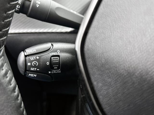 Peugeot 208 100 pk Style | Rijklaar | Parkeersensoren | Navigatie | Apple Carplay |