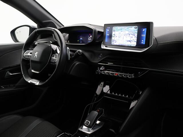 Peugeot 208 1.2 PT 130 PK AUT. GT-LINE + PANORAMA | SFEERVERL. | 3D COCKPIT | STOELVERW. | APPLE CARPLAY | CAMERA