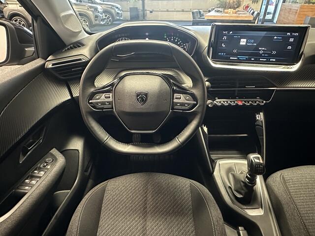 Peugeot 208 1.2 STYLE 100PK MODEL 2025 NAVIGATIE CRUISE CONTROL APPLE CARPLAY/ANDROID AIRCO BLUETOOTH TELEFOON RIJSTROOKSENSOREN PDC ZEER MOOI !! 3010