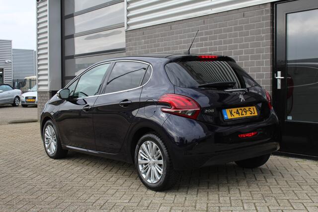 Peugeot 208 1.2 PureTech Allure / Camera / Navigatie / Automaat