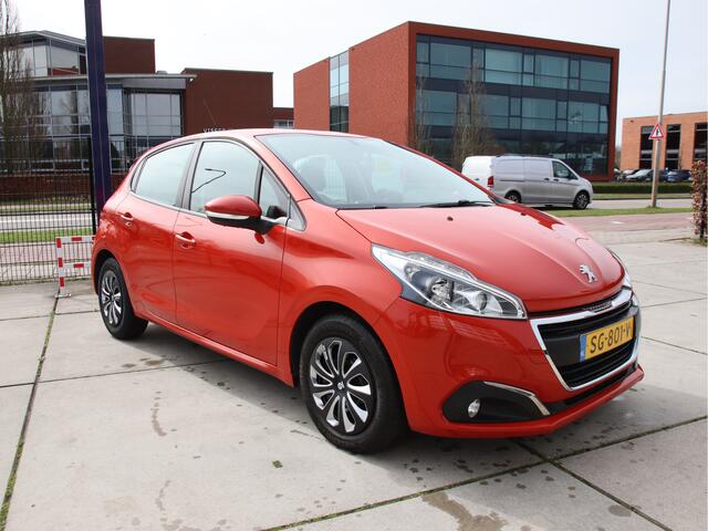 Peugeot 208 1.2 PureTech Blue Lion Carplay, LED, Navigatie, DAB+ Prijspakker!