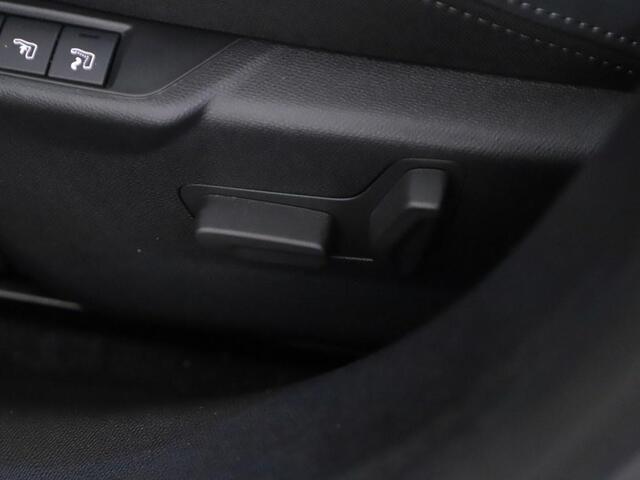 Peugeot 208 Hybrid Automaat GT Pano/Led/Alcantara/Vc/Nav/Ecc /Keyless/Comfort.Stoelen/