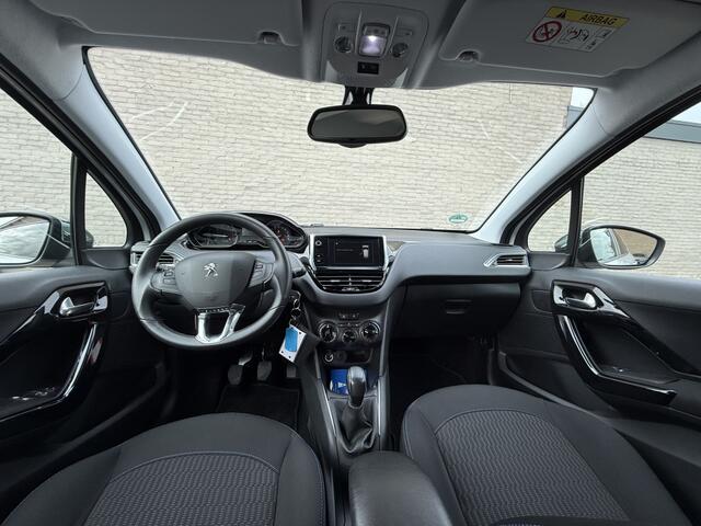 Peugeot 208 1.2 PureT. Signature- Carplay - NAP -