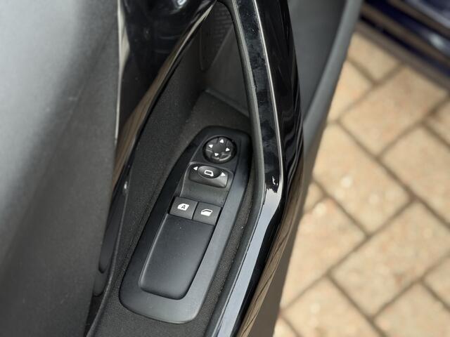 Peugeot 208 1.2 PureTech Active Automaat met maar 40.657km!!! PDC Achter | Navigatie | Cruise | Bluetooth | Apple Carplay | Airco | RIJKLAARPRIJS INCL 12 MAANDEN GARANTIE EN BEURT