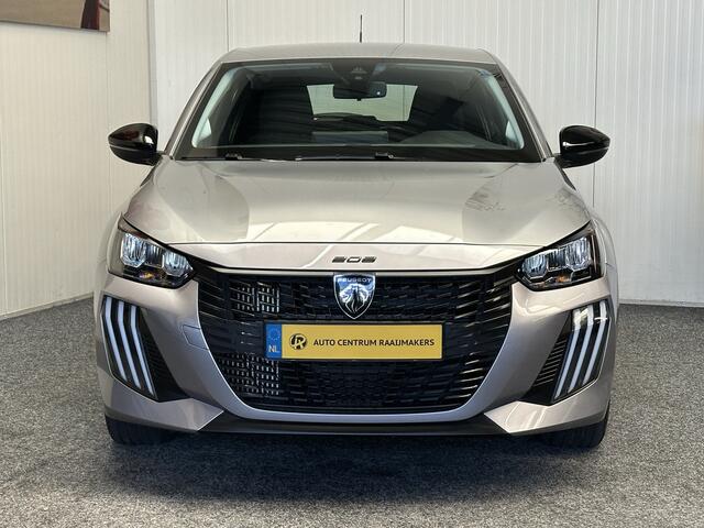 Peugeot 208 1.2 STYLE 100PK MODEL 2025 NAVIGATIE CRUISE CONTROL APPLE CARPLAY/ANDROID AIRCO BLUETOOTH TELEFOON RIJSTROOKSENSOREN PDC ZEER MOOI !! 3010 DEK