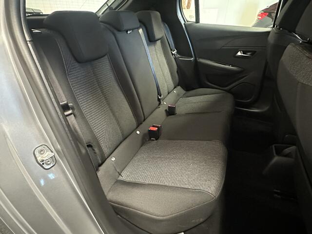 Peugeot 208 1.2 STYLE 100PK MODEL 2025 NAVIGATIE CRUISE CONTROL APPLE CARPLAY/ANDROID AIRCO BLUETOOTH TELEFOON RIJSTROOKSENSOREN PDC ZEER MOOI !! 3010