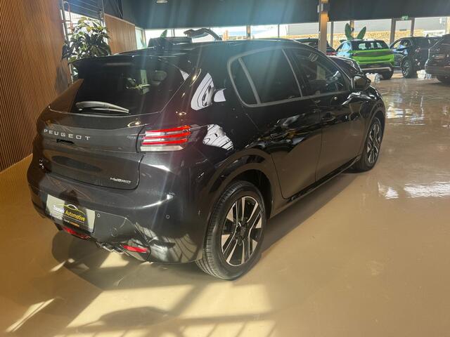 Peugeot 208 Hybrid 145pk e-DCS6 Allure Navigatie LMV Black Edtion Cruise Control Apple Care play