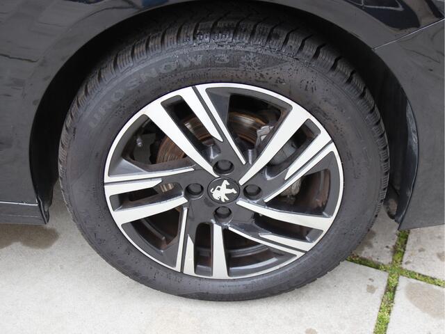 Peugeot 208 1.2 PureTech Carplay, Camera, Stoelverwarming Prijspakker!