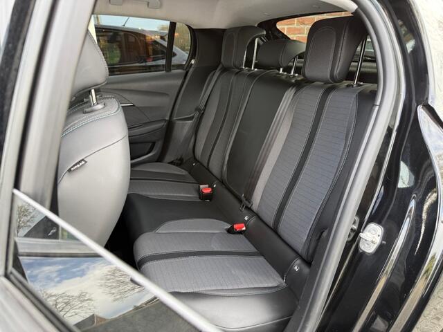 Peugeot 208 1.2 PT BL Allure TREKHAAK / VIRTUAL DASH / GROOT.NAVI / CAMERA /