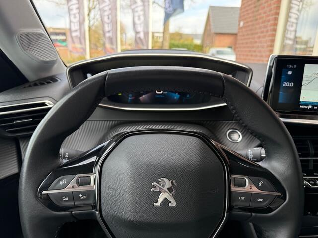 Peugeot 208 1.2 PT BL Allure TREKHAAK / VIRTUAL DASH / GROOT.NAVI / CAMERA /
